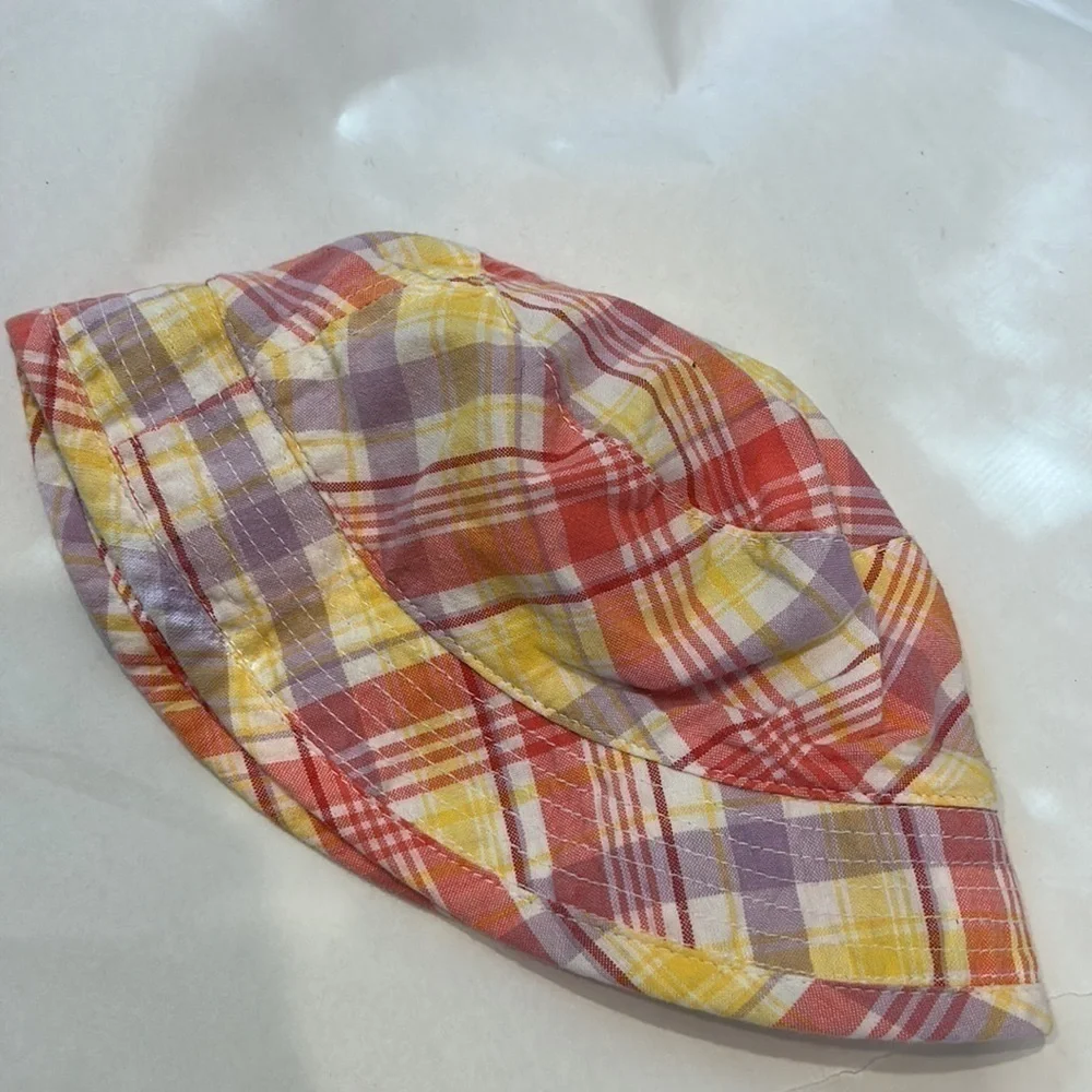 Old Navy plaid bucket hat size 12-24 months sun hat pink coral yellow purple